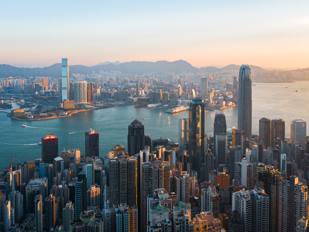 Hong Kong on Points: How to Book Cathay Pacific Business and the Best Hotels