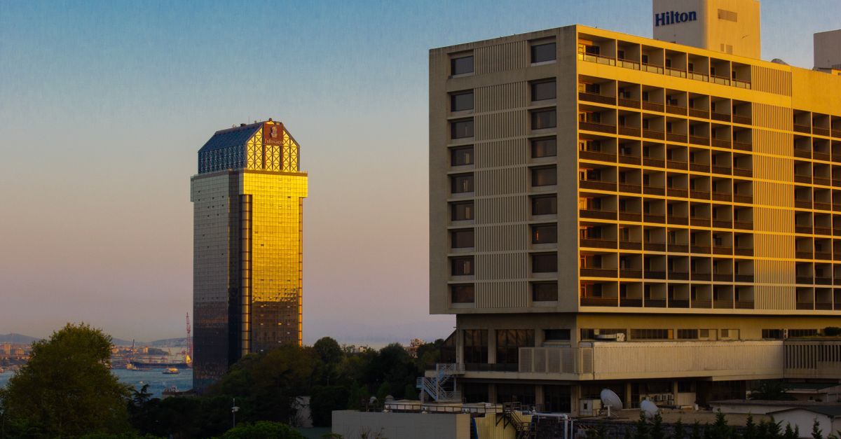 Marriott Bonvoy vs Hilton Honors: Redemption Showdown